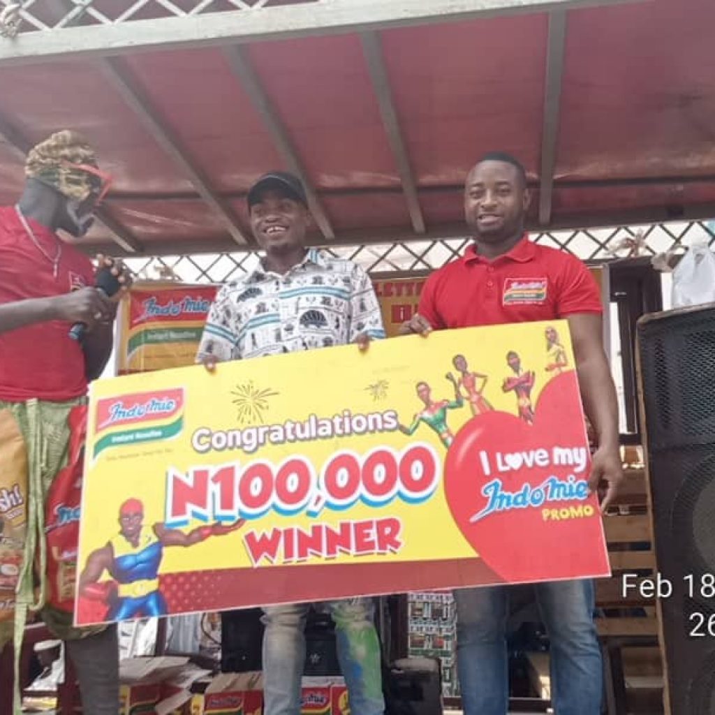 ce9305b3-fb83-43f3-8424-3afe3da21cd5